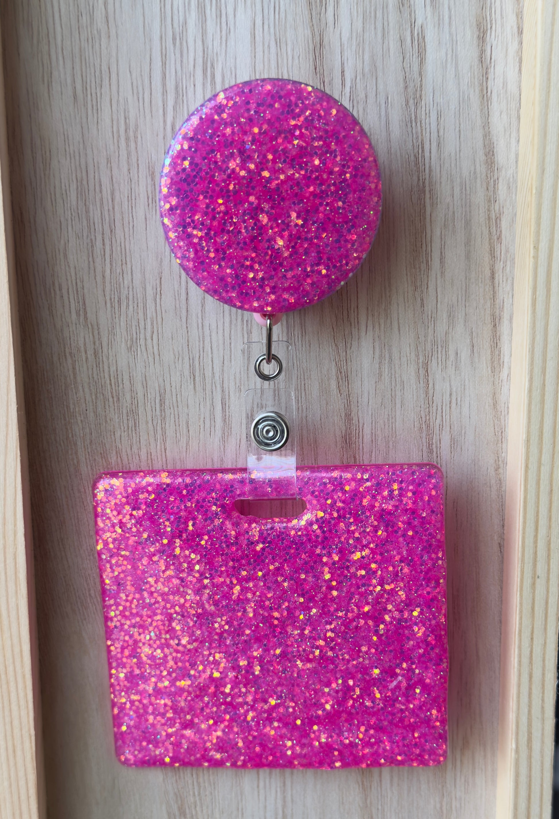 DIVA Pink badge buddy